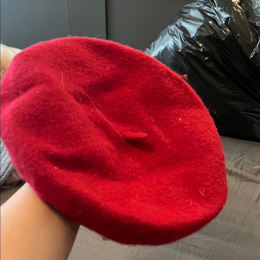 Stylish Red Beret - Picture 2 of 2